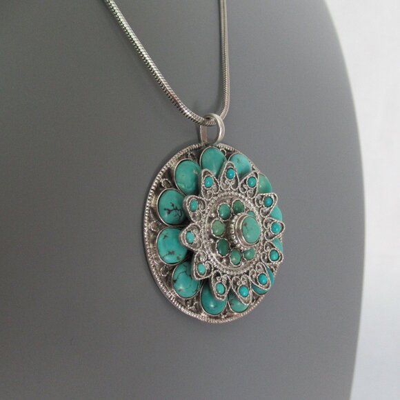 Vintage Estate Jewelry 925 Sterling Silver and Turquoise Pill Box Locket Pendant - Picture 2 of 12